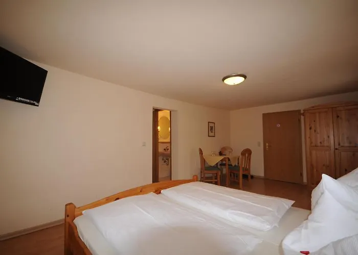 Klette 3* كورورت أوبين